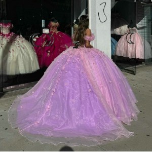 Sweetheart Neck Lilac Quinceanera Dresses Off Shoulder Ball Gown Lace Applique 15 Dress