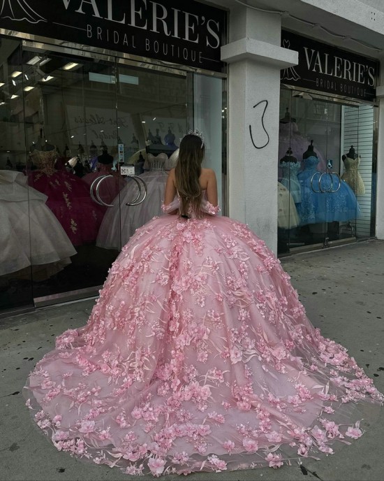 Sweetheart Neck Pink Quinceanera Dresses Off Shoulder Ball Gown Sheer Bodice 15 Dress With 3D Floral Appliques