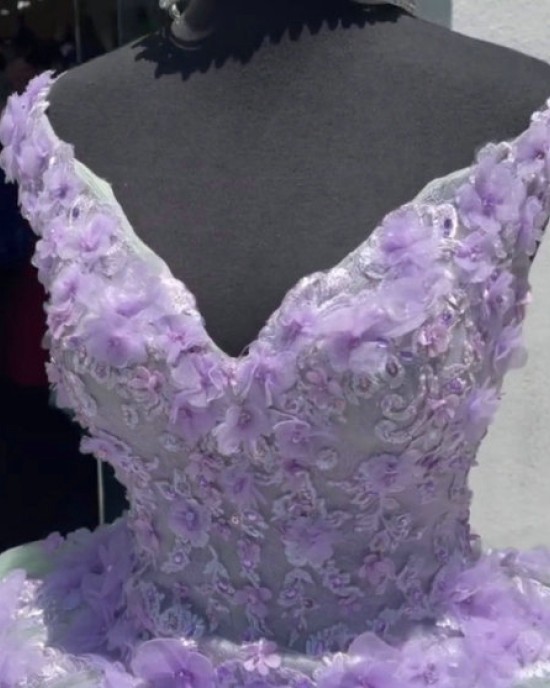 V Neck Green On Lilac Quinceanera Dresses Sleeveless Ball Gown With Three Dimensional Flowers 15 Dress