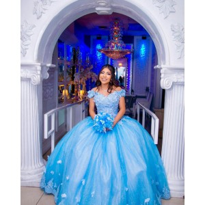 Off Shoulder Sky Blue Quinceanera Dress Lace Appliques Sweetheart Neck 15 Dresses With Bow