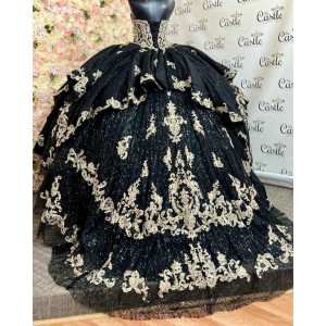 Sleeveless Black Quinceanera Dresses Metallic Sequin Sweetheart Neck 15 Dress