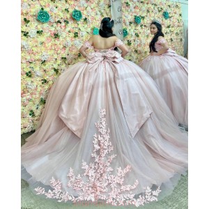 Off Shoulder Pink Quinceanera Dresses Sweetheart Neck 3D Flowers 15 Dress With Bow