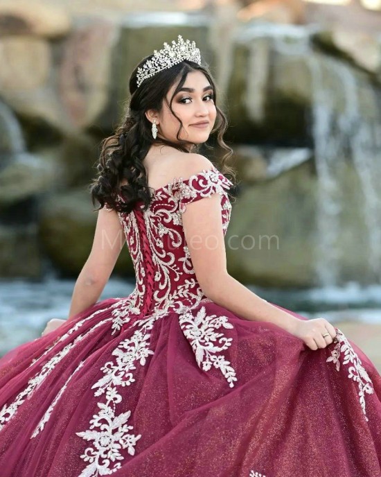 Off Shoulder Burgundy Quince Dresses Lace Appliques Scoop Neck 15 Dress