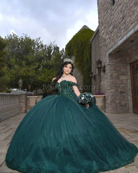 Off Shoulder Emerald Green Quinceanera Dress Sweetheart Neck Lace Appliques 15 Dresses