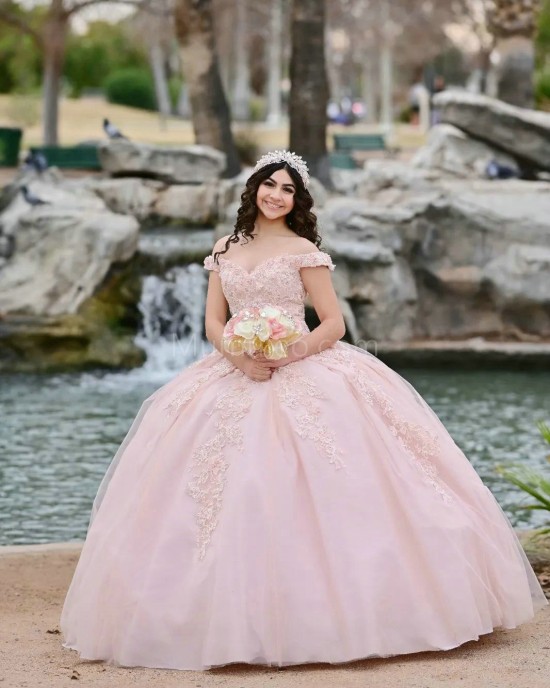 Off Shoulder Pink Quinceanera Dress Lace Appliques Sweetheart Neck 15 Dresses