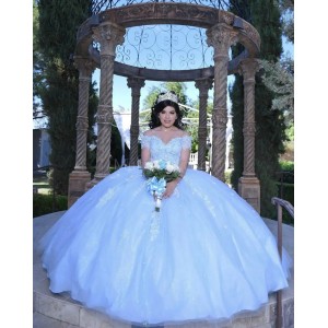 Off Shoulder Sky Blue Quince Dresses Lace Appliques V Neck 15 Dress