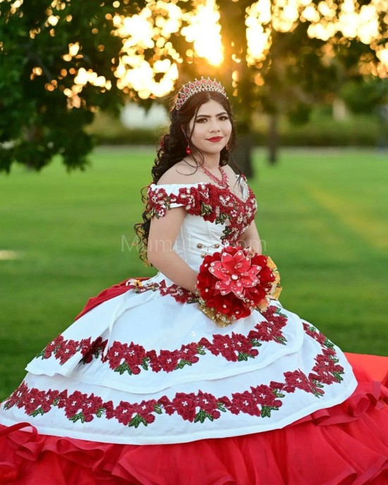 Off Shoulder Tiered Red Quince Dresses Lace Appliques Sweetheart Neck 15 Dress