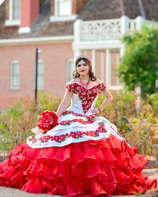 Off Shoulder Tiered Red Quince Dresses Lace Appliques Sweetheart Neck 15 Dress