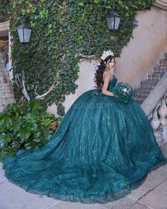 Sleeveless Emerald Green Quinceanera Dress Sweetheart Neck Metallic Sequin 15 Dresses