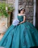 Sleeveless Green Quince Dresses Lace Appliques Scoop Neck 15 Dress