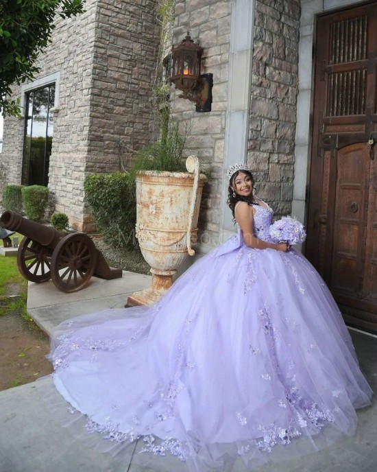 Spaghetti Strap Lilac Quinceanera Dress Metallic Sequin V Neck 15 Dresses