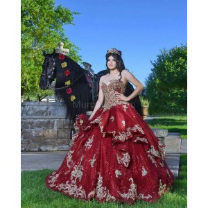 Sweetheart Neck Burgundy Quinceanera Dress Lace Appliques Sleeveless 15 Dresses