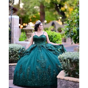 Sweetheart Neck Emerald Green Quinceanera Dress Metallic Sequin Sleeveless 15 Dresses