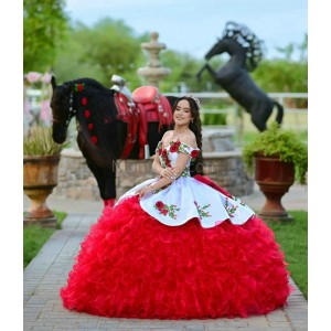 Sweetheart Neck Ruffled Red On White Quinceanera Dress Lace Appliques Sleeveless 15 Dresses