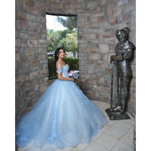 Sweetheart Neck Sky Blue Quinceanera Dress Lace Appliques Off Shoulder 15 Dresses