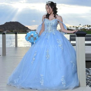 Sweetheart Neck Sky Blue Quinceanera Dress Lace Appliques Sleeveless 15 Dresses