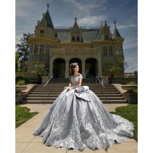 Off Shoulder Silver Quinceanera Dresses Lace Appliques Sweetheart Neck 15 Dress