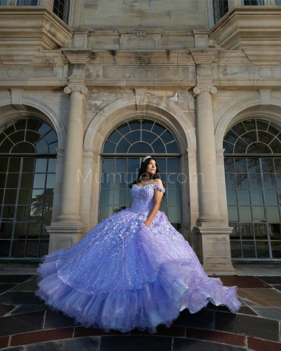 Off Shoulder Tiered Lilac Quinceanera Dresses Sweetheart Neck Lace Appliques 15 Dress