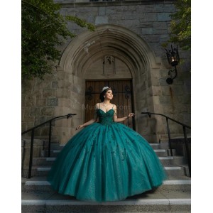 Sleeveless Emerald Green Quinceanera Dresses Lace Appliques V Neck 15 Dress