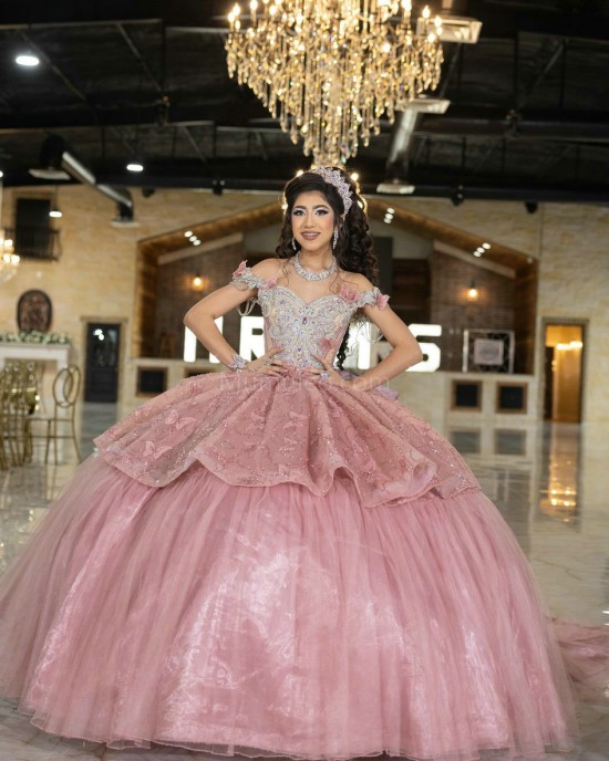 Off Shoulder Pink Quinceanera Dress Sweetheart Neck Lace Appliques 15 Dresses With Bow