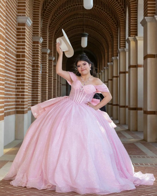 Pink Off Shoulder Quinceanera Dress Sweetheart Neck 15 Dresses With Bow