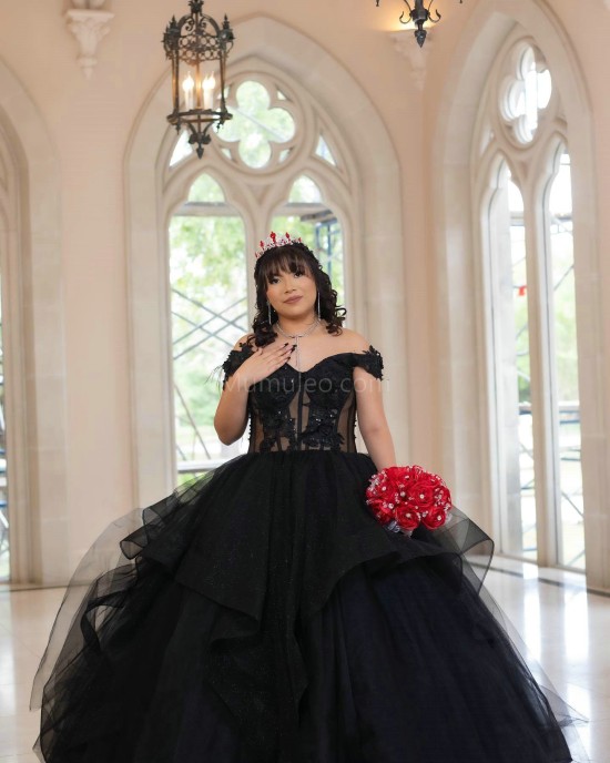 Ruffled Black Quinceanera Dress Sweetheart Neck Off Shoulder 15 Dresses