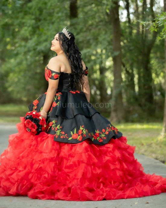 Ruffled Red Quinceanera Dress Lace Appliques Off Shoulder 15 Dresses