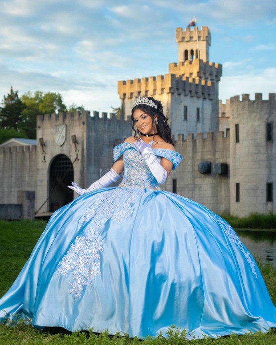 Sky Blue Sleeveless Quinceanera Dress Lace Appliques Sweetheart Neck 15 Dresses