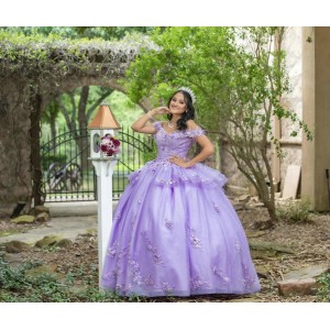 Sleeveless Lilac Quinceanera Dress Lace Appliques Off Shoulder 15 Dresses