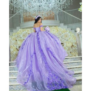 Sleeveless Lilac Quinceanera Dress Lace Appliques Sweetheart Neck 15 Dresses