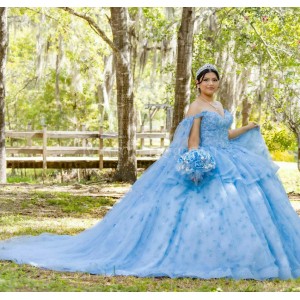 Cape Sleeve Sky Blue Quinceanera Dress Lace Appliques Sweetheart Neck 15 Dresses