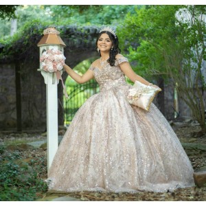 Champagne Off Shoulder Quinceanera Dress Metallic Sequin Sweetheart Neck 15 Dresses