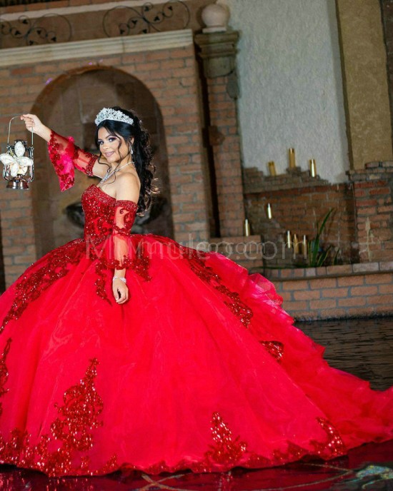 Detachable Red Quinceanera Dress Metallic Sequin Sweetheart Neck 15 Dresses