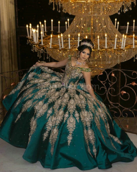 Emerald Green Off Shoulder Quinceanera Dress Lace Appliques V Neck 15 Dresses