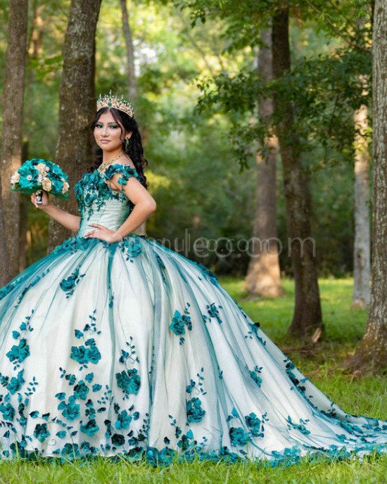 Green On White Quinceanera Dress Lace Appliques Sweetheart Neck 15 Dresses With 3D Flowers