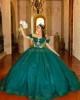 Off Shoulder Emerald Green Quinceanera Dress Sweetheart Neck Lace Appliques 15 Dresses