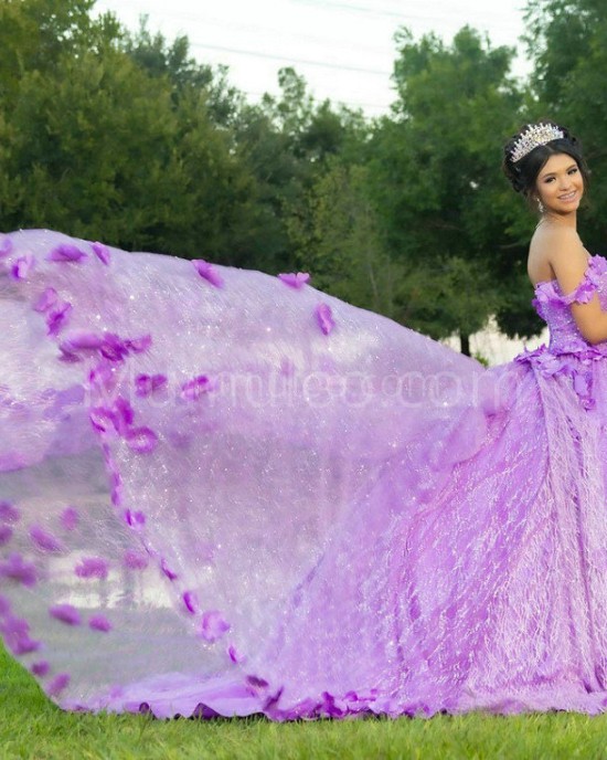 Off Shoulder Lilac Quinceanera Dress Lace Appliques Sweetheart Neck 15 Dresses