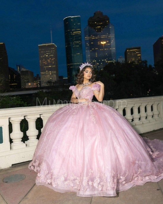 Off Shoulder Pink Quinceanera Dress Lace Appliques V Neck 15 Dresses