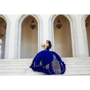 Off Shoulder Purple Quinceanera Dress Lace Appliques Crystal Sweetheart Neck 15 Dresses