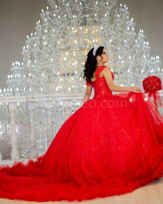 Off Shoulder Red Quinceanera Dress Lace Appliques V Neck 15 Dresses