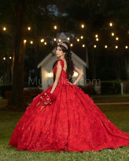 Red Off Shoulder Quinceanera Dress Lace Appliques Sweetheart Neck 15 Dresses