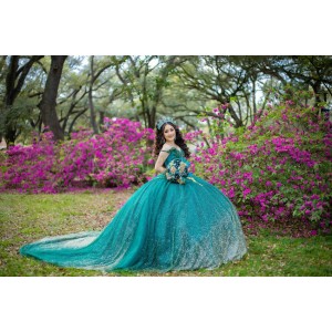 Sleeveless Emerald Green Quinceanera Dress Metallic Sequin Sweetheart Neck 15 Dresses