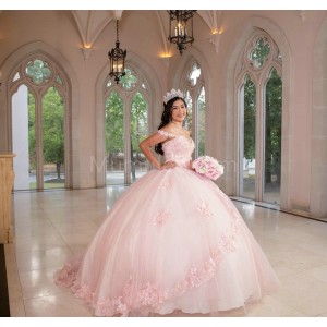 Sweetheart Neck Pink Quinceanera Dress Lace Appliques Sleeveless 15 Dresses